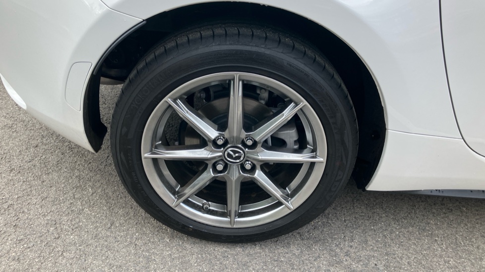 Mazda MX-5 1.5 [132] Exclusive-Line 2dr Petrol Convertible RF - Image 41