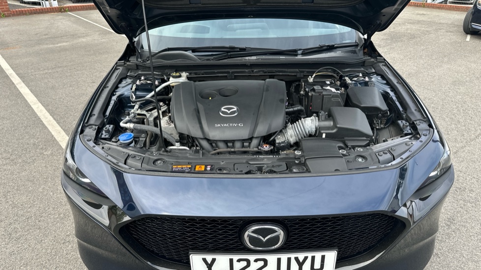 Mazda 3 2.0 e-Skyactiv G MHEV SE-L 5dr Petrol Hatchback - Image 8