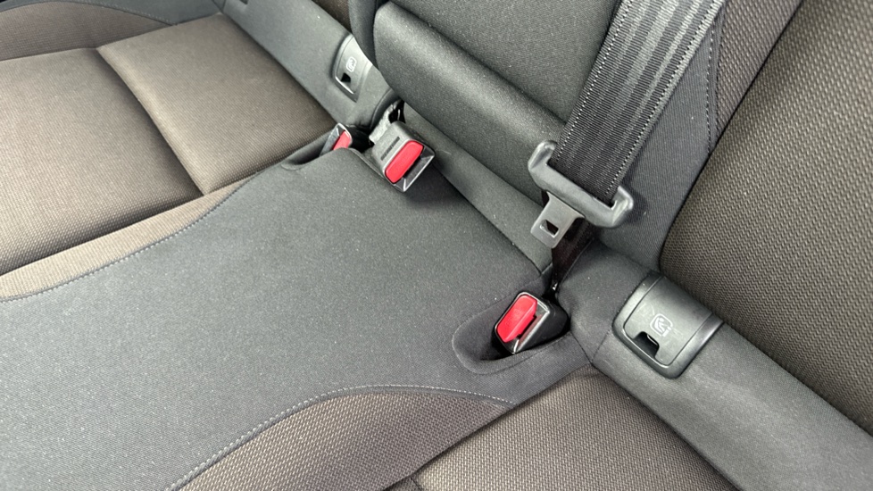 Mazda 3 2.0 e-Skyactiv G MHEV SE-L 5dr Petrol Hatchback - Image 17