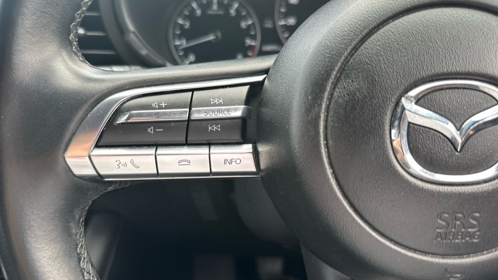 Mazda 3 2.0 e-Skyactiv G MHEV SE-L 5dr Petrol Hatchback - Image 21