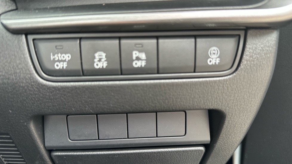Mazda 3 2.0 e-Skyactiv G MHEV SE-L 5dr Petrol Hatchback - Image 27