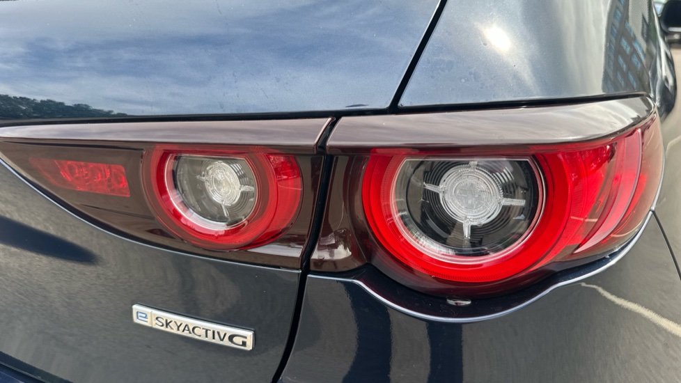 Mazda 3 2.0 e-Skyactiv G MHEV SE-L 5dr Petrol Hatchback - Image 39