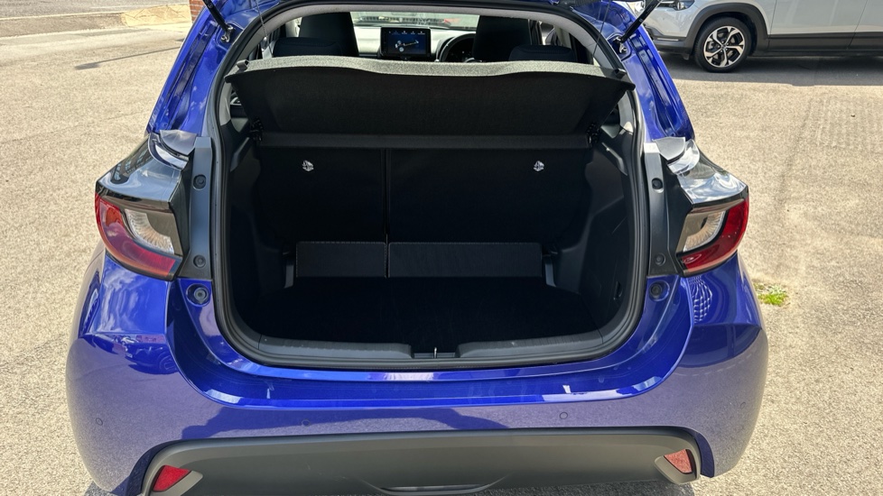 Mazda 2 Hybrid 1.5i Hybrid Exclusive Line 5dr CVT Hybrid Hatchback - Image 4