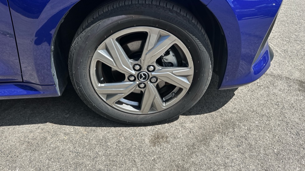 Mazda 2 Hybrid 1.5i Hybrid Exclusive Line 5dr CVT Hybrid Hatchback - Image 31