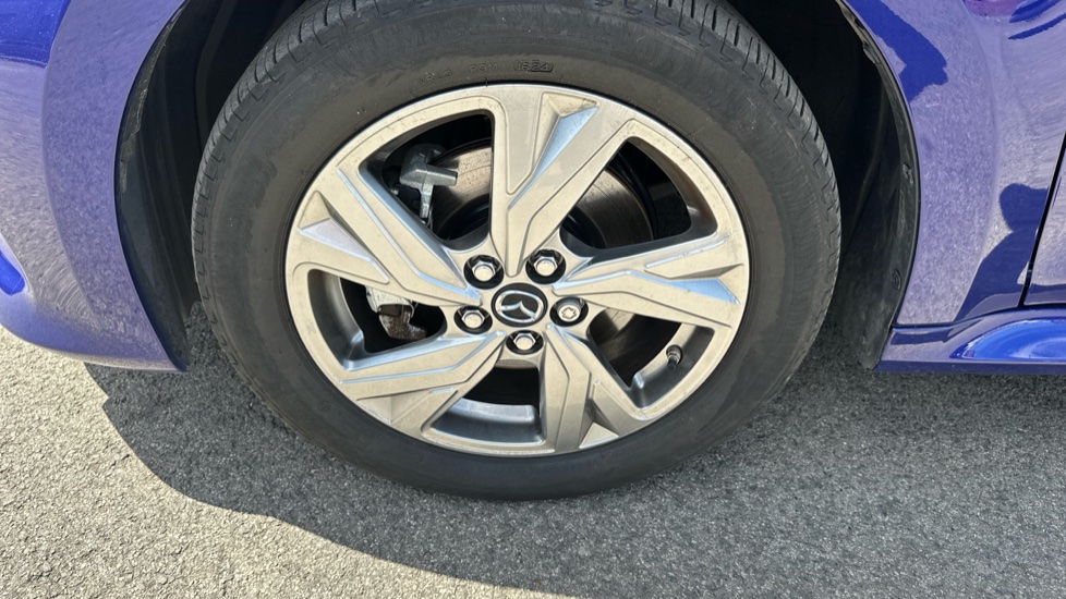 Mazda 2 Hybrid 1.5i Hybrid Exclusive Line 5dr CVT Hybrid Hatchback - Image 34