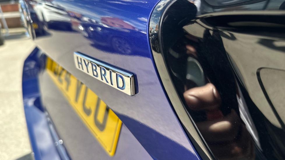Mazda 2 Hybrid 1.5i Hybrid Exclusive Line 5dr CVT Hybrid Hatchback - Image 38