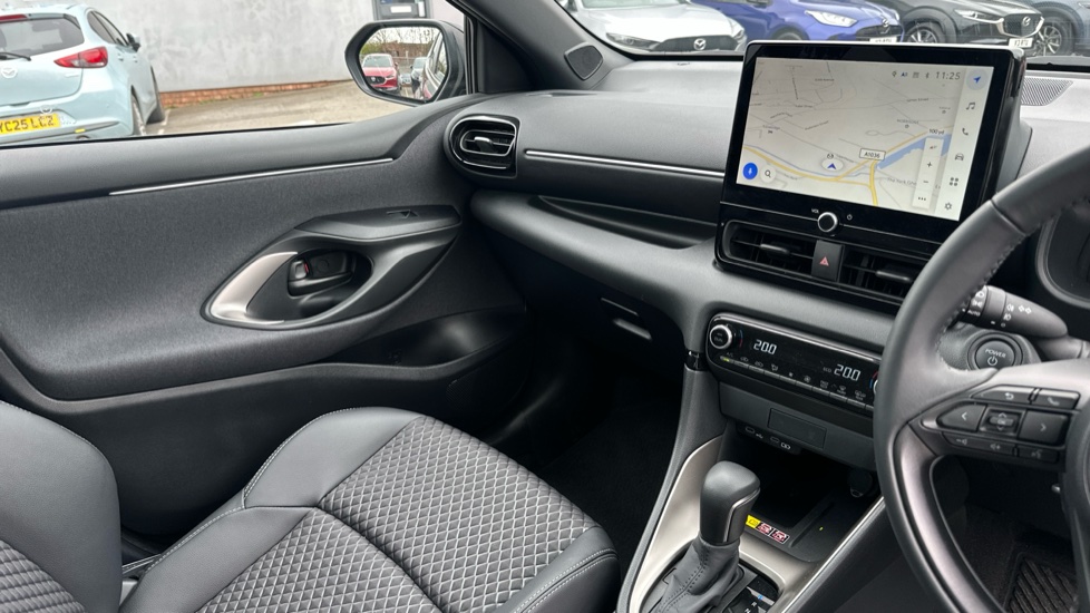 Mazda 2 Hybrid 1.5i Hybrid Homura Plus 5dr CVT Hybrid Hatchback - Image 14