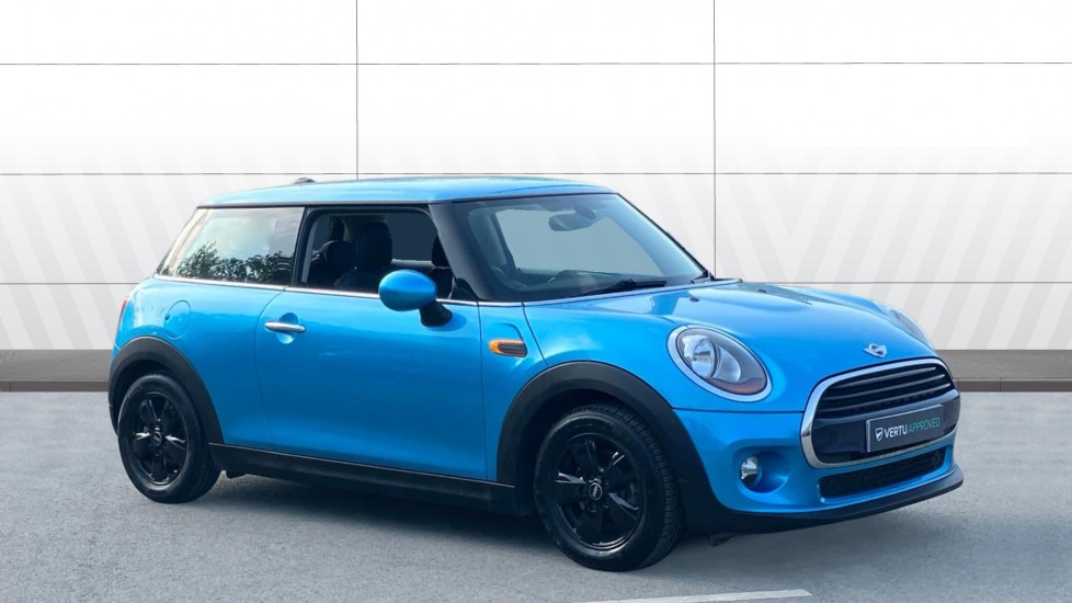 MINI Hatchback 1.5 Cooper 3dr Petrol Hatchback - Image 1