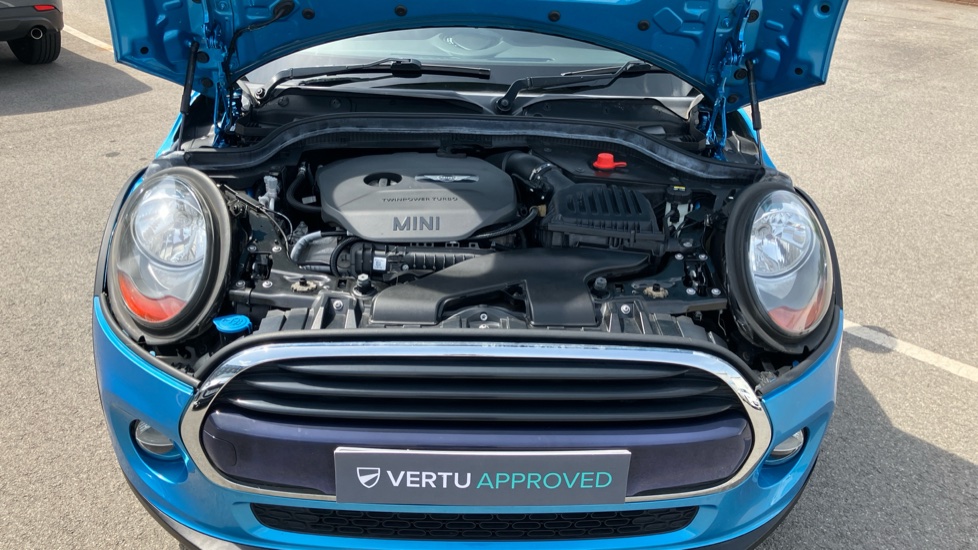 MINI Hatchback 1.5 Cooper 3dr Petrol Hatchback - Image 8