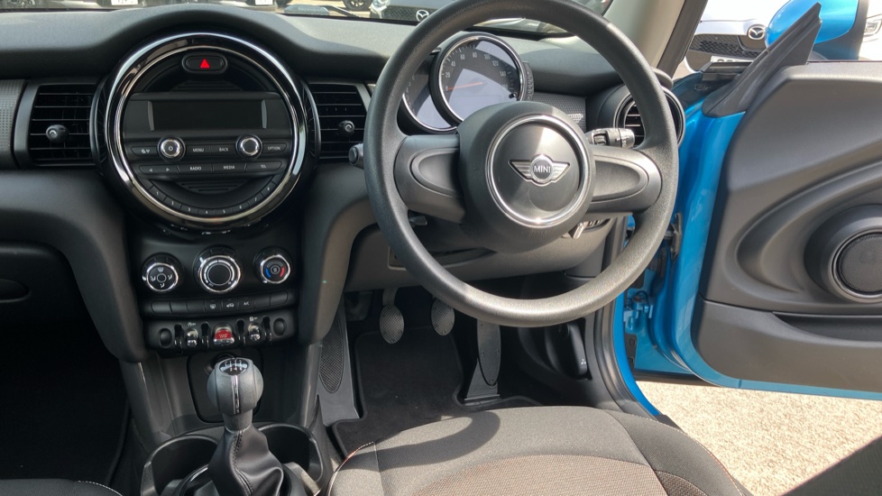 MINI Hatchback 1.5 Cooper 3dr Petrol Hatchback - Image 11