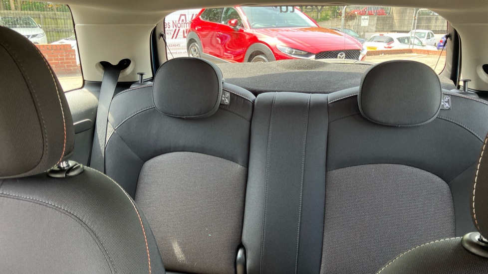 MINI Hatchback 1.5 Cooper 3dr Petrol Hatchback - Image 15