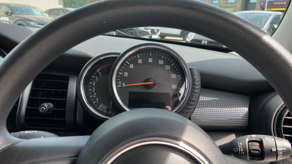 MINI Hatchback 1.5 Cooper 3dr Petrol Hatchback - Image 18