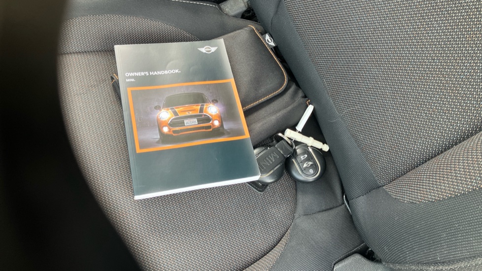 MINI Hatchback 1.5 Cooper 3dr Petrol Hatchback - Image 19