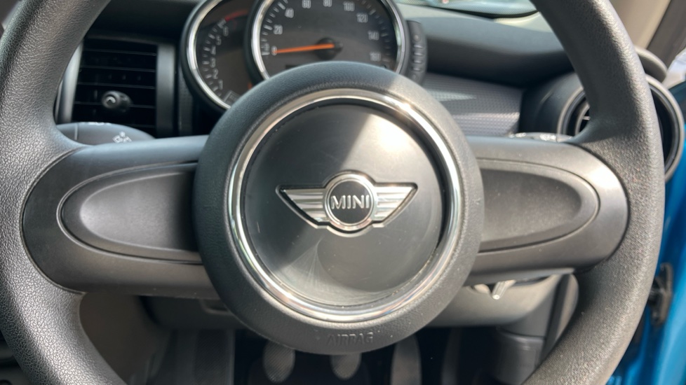 MINI Hatchback 1.5 Cooper 3dr Petrol Hatchback - Image 21