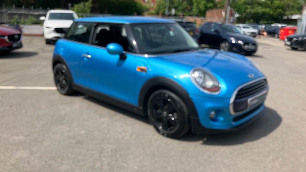 MINI Hatchback 1.5 Cooper 3dr Petrol Hatchback - Image 31