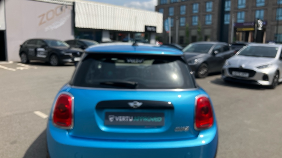 MINI Hatchback 1.5 Cooper 3dr Petrol Hatchback - Image 39
