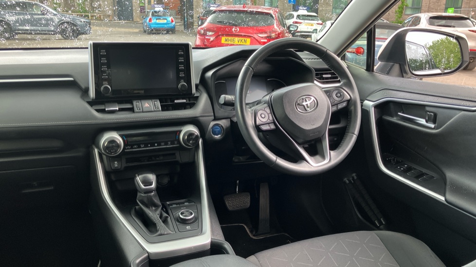 Toyota RAV4 2.5 VVT-i Hybrid Design 5dr CVT Hybrid Estate - Image 9