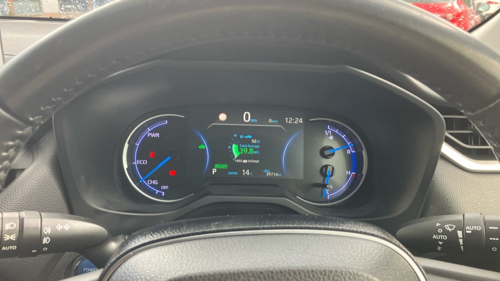 Toyota RAV4 2.5 VVT-i Hybrid Design 5dr CVT Hybrid Estate - Image 18