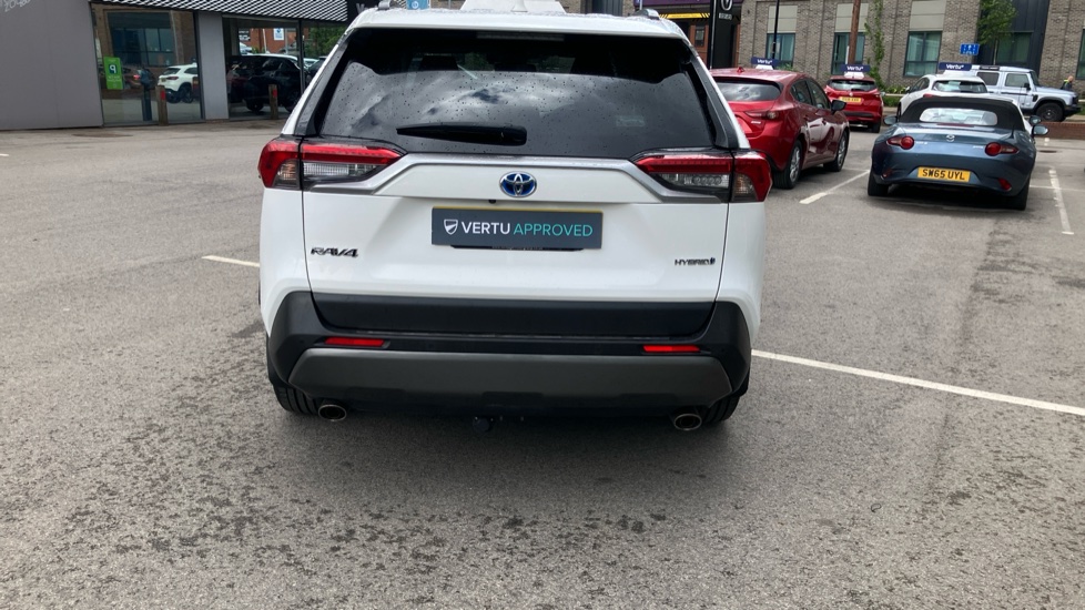 Toyota RAV4 2.5 VVT-i Hybrid Design 5dr CVT Hybrid Estate - Image 29