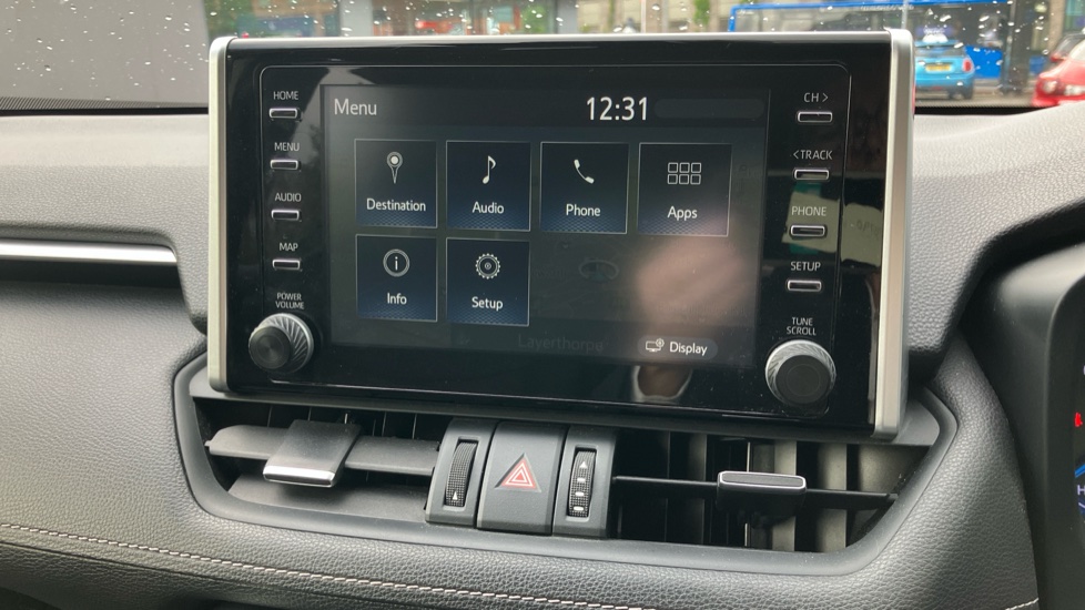 Toyota RAV4 2.5 VVT-i Hybrid Design 5dr CVT Hybrid Estate - Image 38