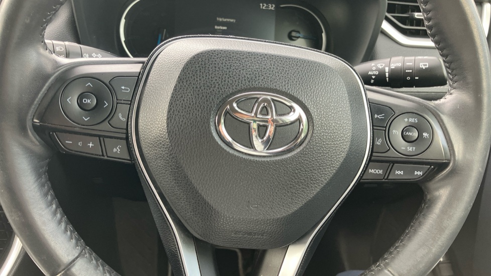 Toyota RAV4 2.5 VVT-i Hybrid Design 5dr CVT Hybrid Estate - Image 49