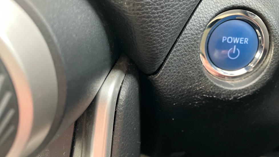 Toyota RAV4 2.5 VVT-i Hybrid Design 5dr CVT Hybrid Estate - Image 50
