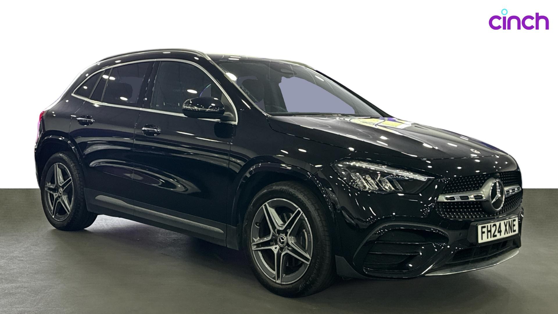 Mercedes-Benz GLA listing photo