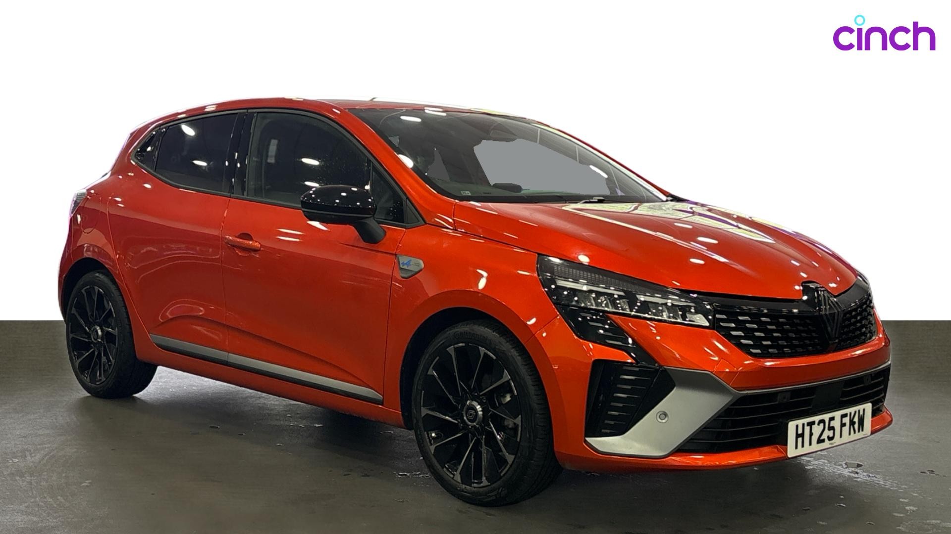 Renault Clio listing photo