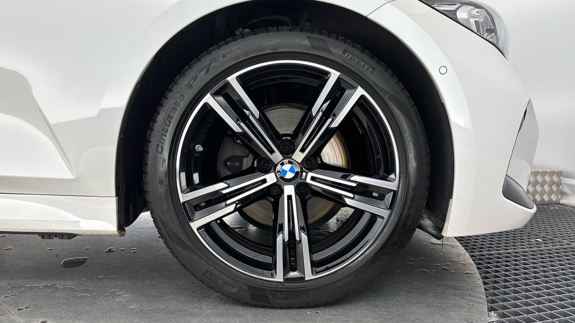 Used BMW 3 Series 2.0 320i M Sport Auto Euro 6 (s/s) 4dr - Image 15