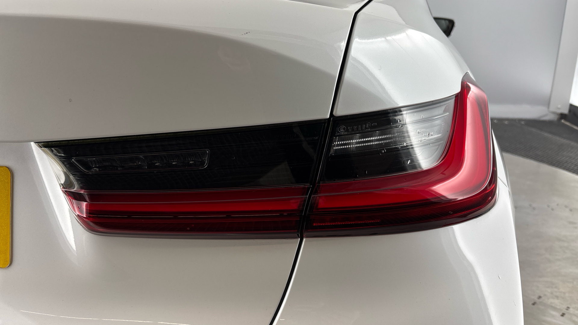 Used BMW 3 Series 2.0 320i M Sport Auto Euro 6 (s/s) 4dr - Image 23