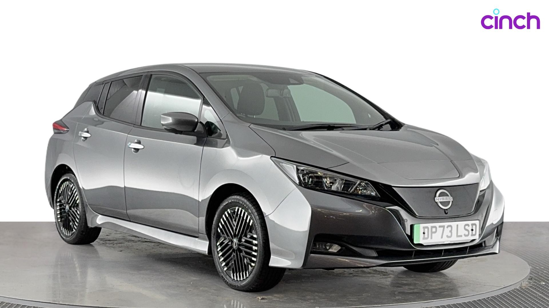 Nissan Leaf listing photo