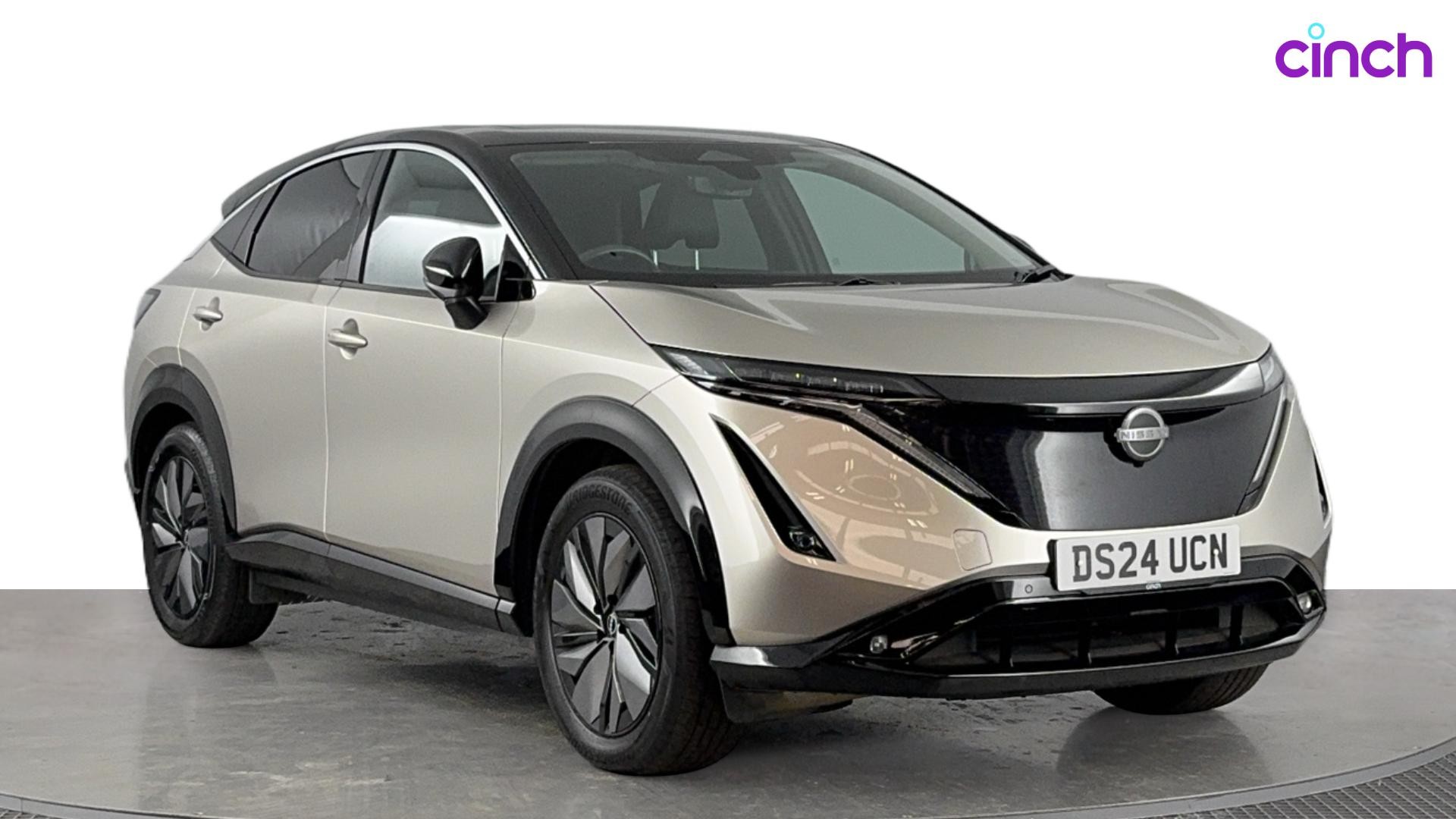 Nissan Ariya listing photo