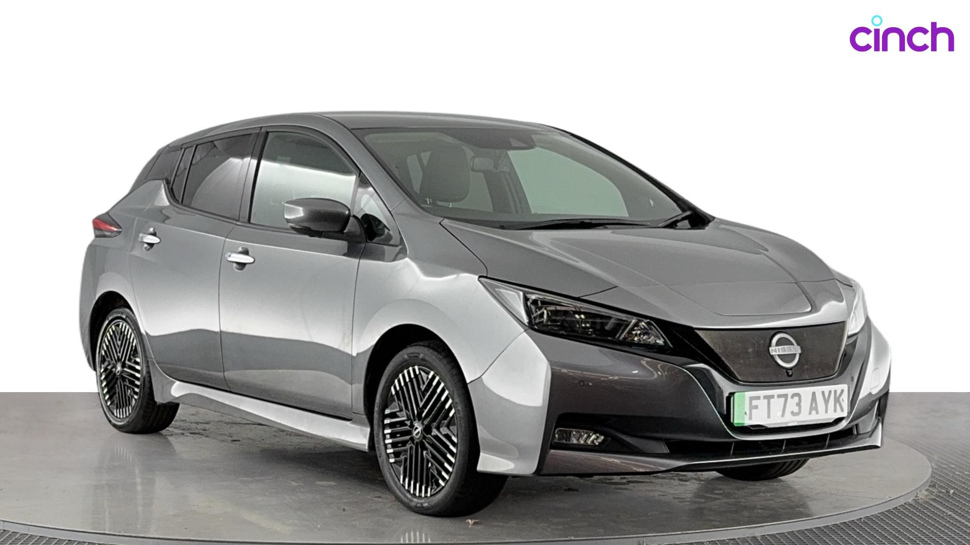 Nissan Leaf listing photo