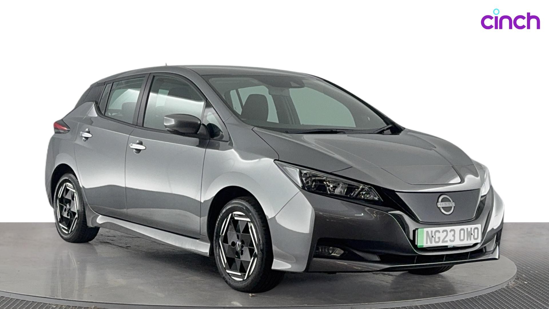 Nissan Leaf listing photo