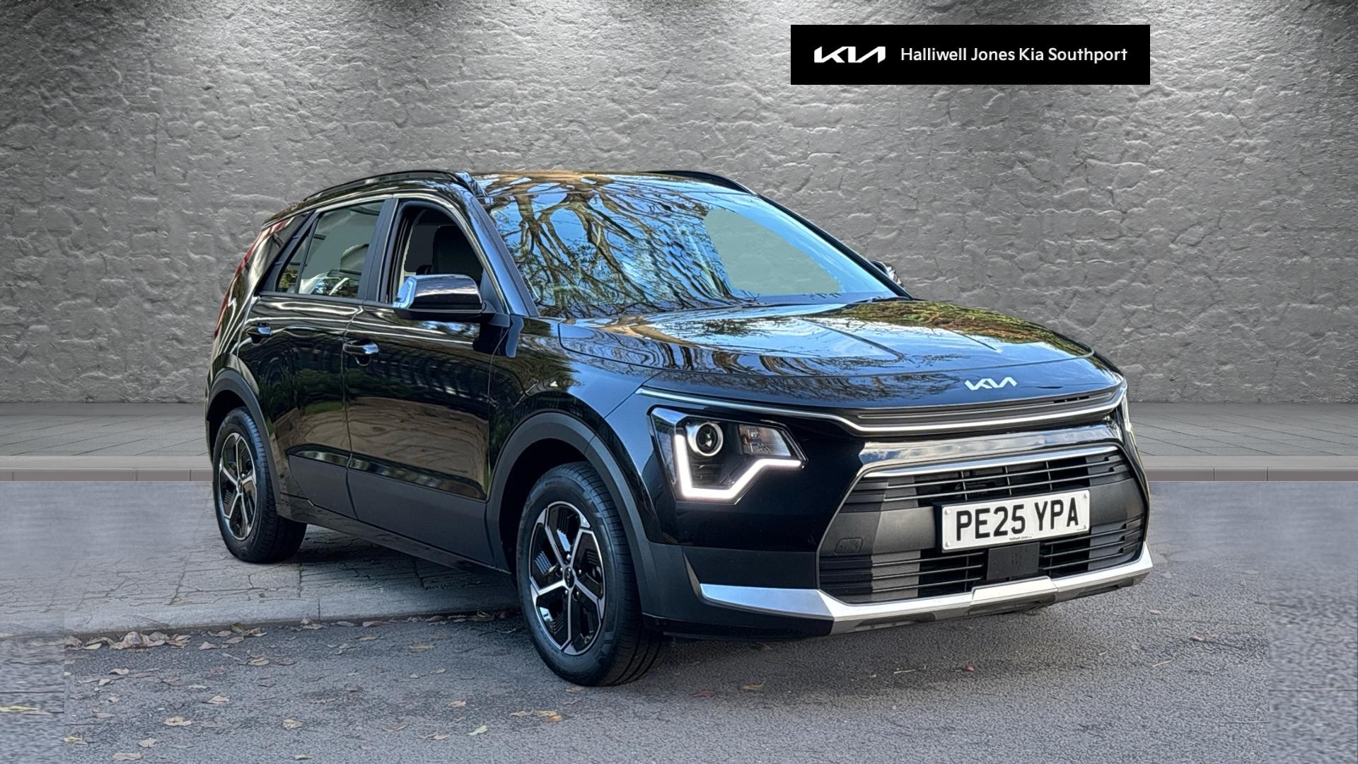 Used Kia Niro 1.6 GDi 11.1kWh 2 DCT Euro 6 (s/s) 5dr - Image 1