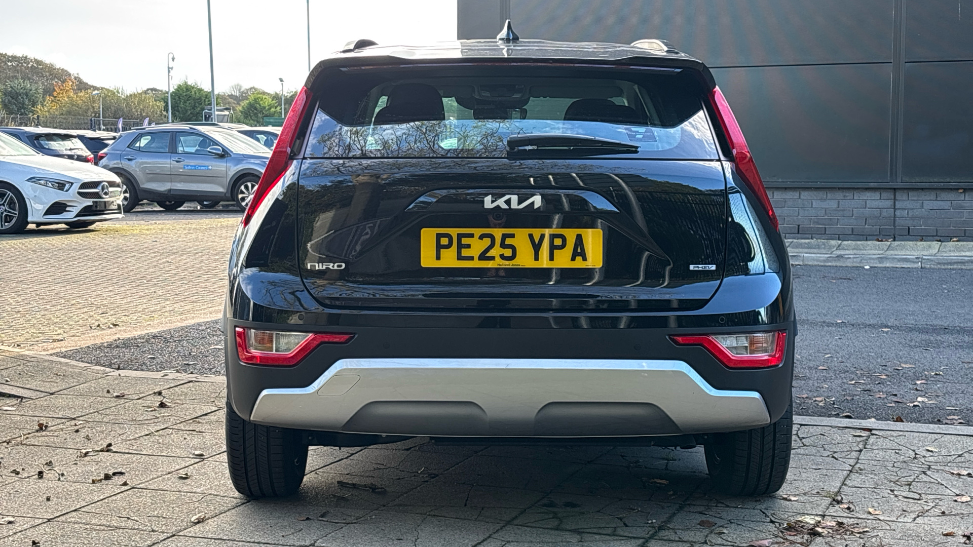 Used Kia Niro 1.6 GDi 11.1kWh 2 DCT Euro 6 (s/s) 5dr - Image 4