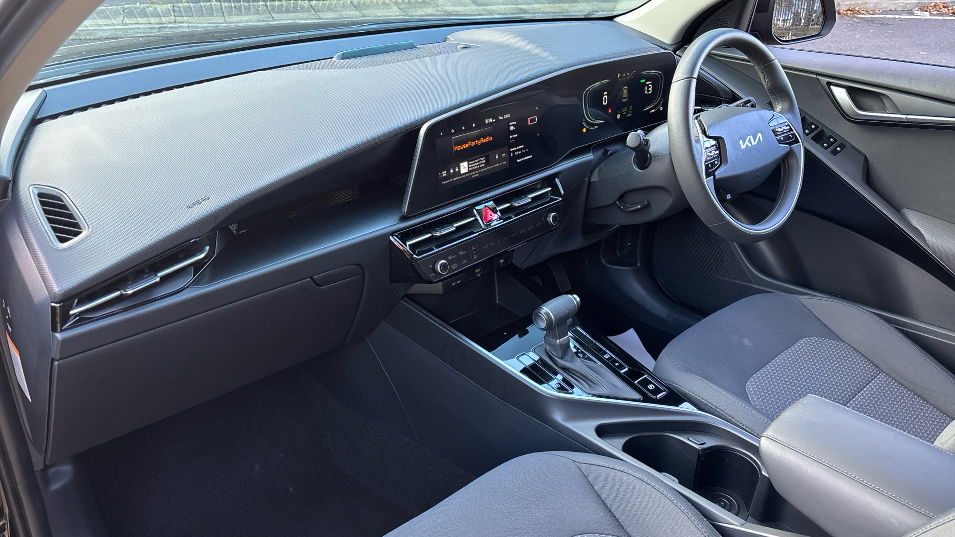 Used Kia Niro 1.6 GDi 11.1kWh 2 DCT Euro 6 (s/s) 5dr - Image 8