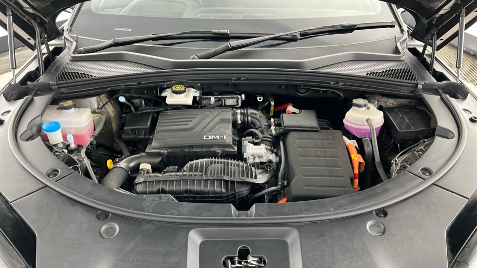 BYD Seal U 1.5 DM-i Comfort 5dr Auto Estate - Image 21