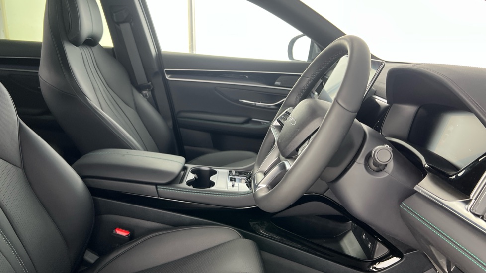 BYD Seal U 1.5 DM-i Comfort 5dr Auto Estate - Image 11