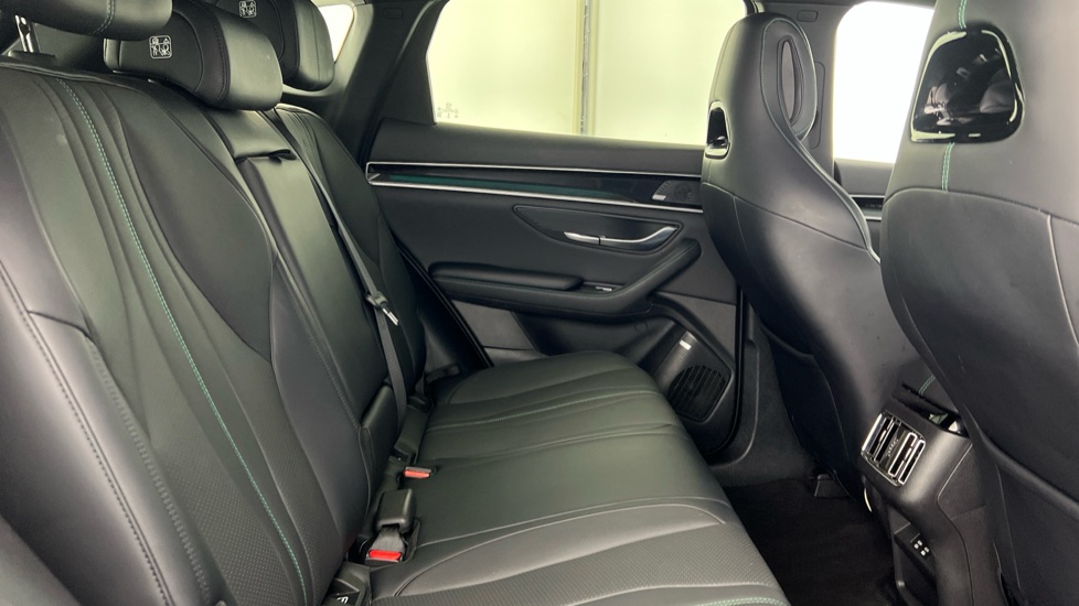 BYD Seal U 1.5 DM-i Comfort 5dr Auto Estate - Image 12
