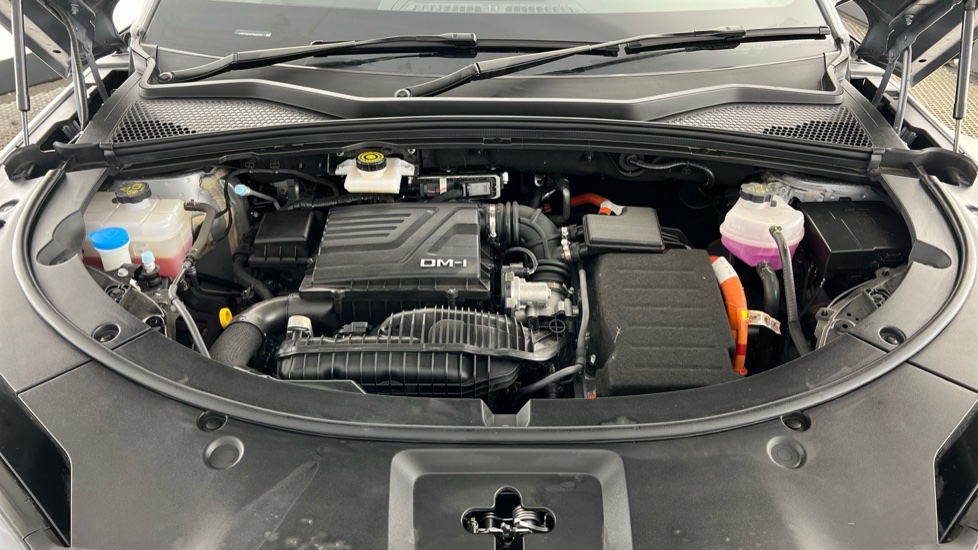 BYD Seal U 1.5 DM-i Comfort 5dr Auto Estate - Image 21