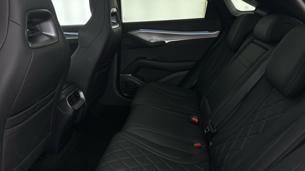 BYD Sealion 7 230kW Comfort 83kWh 5dr Auto Electric Estate - Image 13
