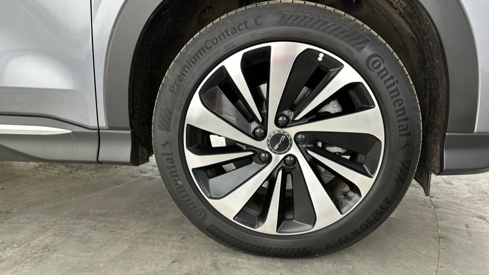 BYD Seal U 1.5 DM-i Comfort 5dr Auto Estate - Image 18