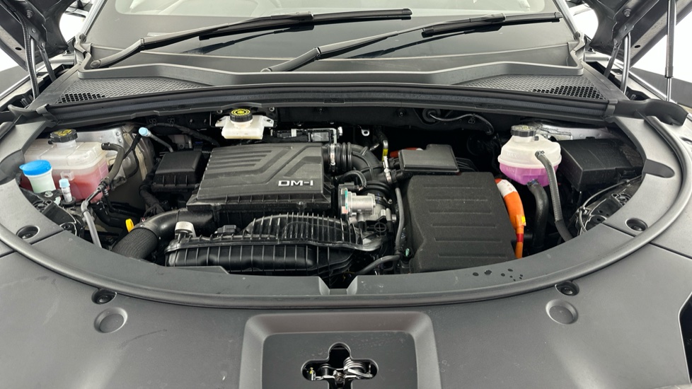 BYD Seal U 1.5 DM-i Comfort 5dr Auto Estate - Image 21