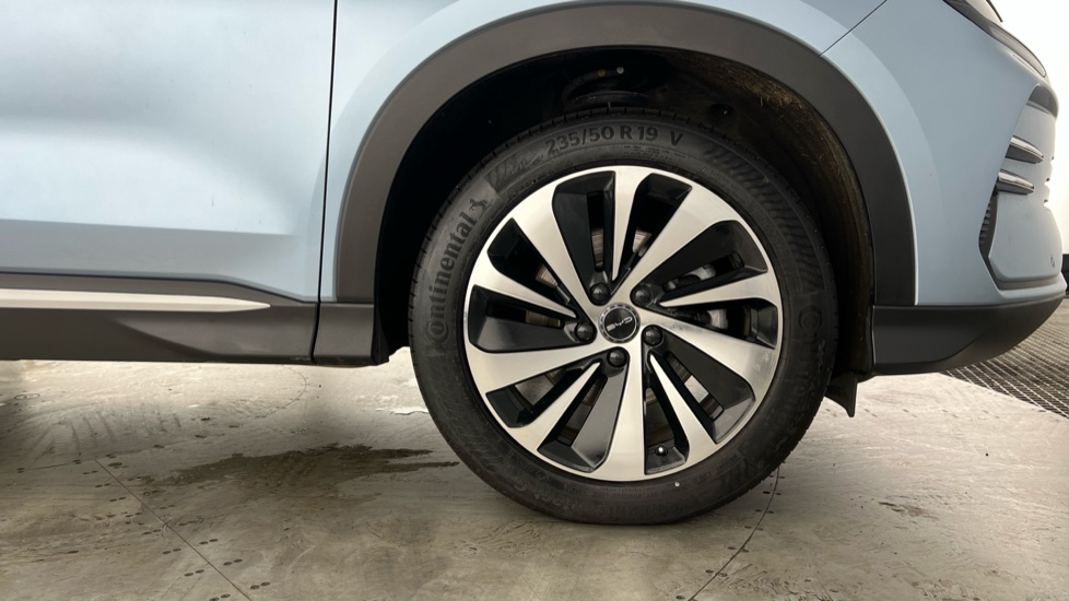 BYD Seal U 1.5 DM-i Comfort 5dr Auto Estate - Image 18