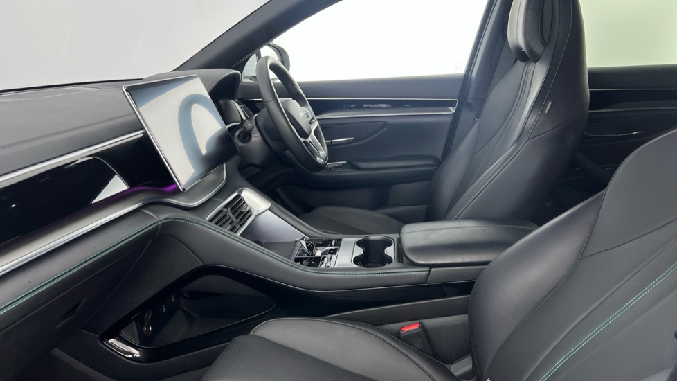 BYD Seal U 1.5 DM-i Comfort 5dr Auto Estate - Image 10