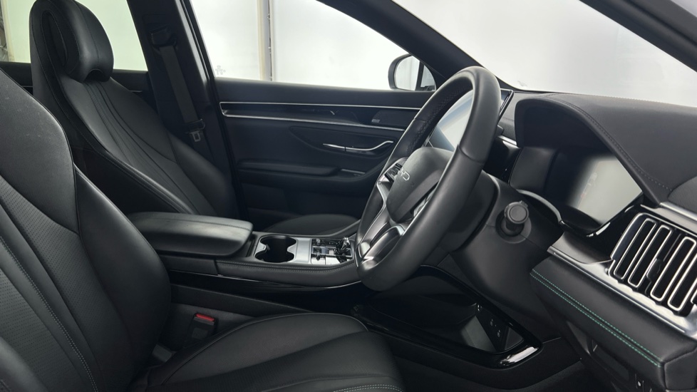 BYD Seal U 1.5 DM-i Comfort 5dr Auto Estate - Image 11
