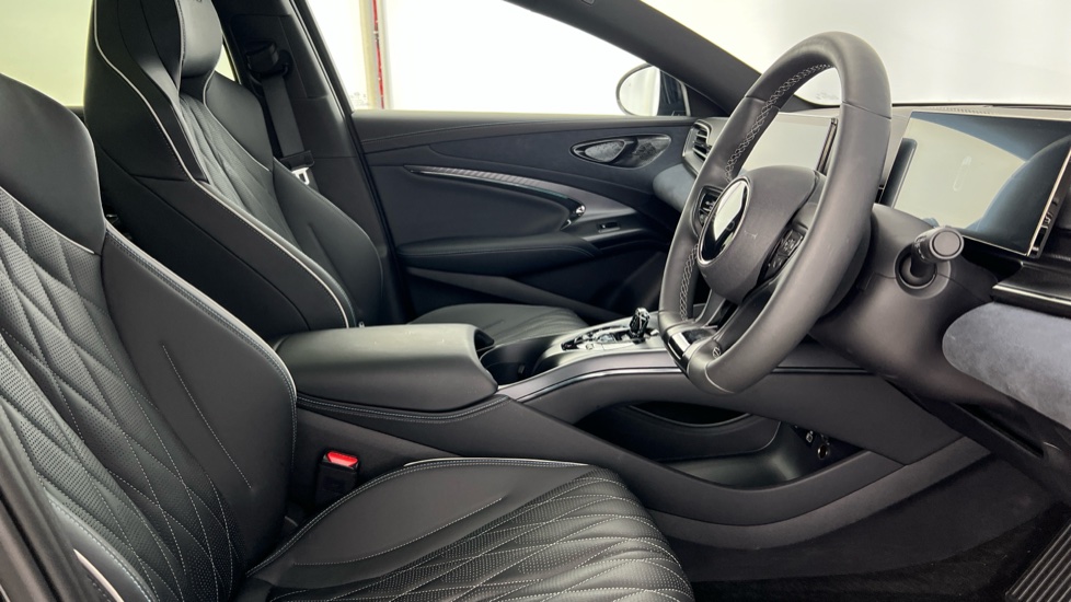 BYD Seal 390kW Excellence AWD 83kWh 4dr Auto Electric Saloon - Image 11