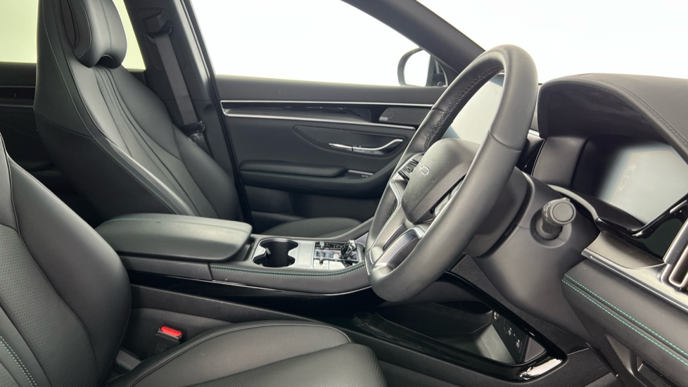 BYD Seal U 1.5 DM-i Boost 5dr Auto Estate - Image 11