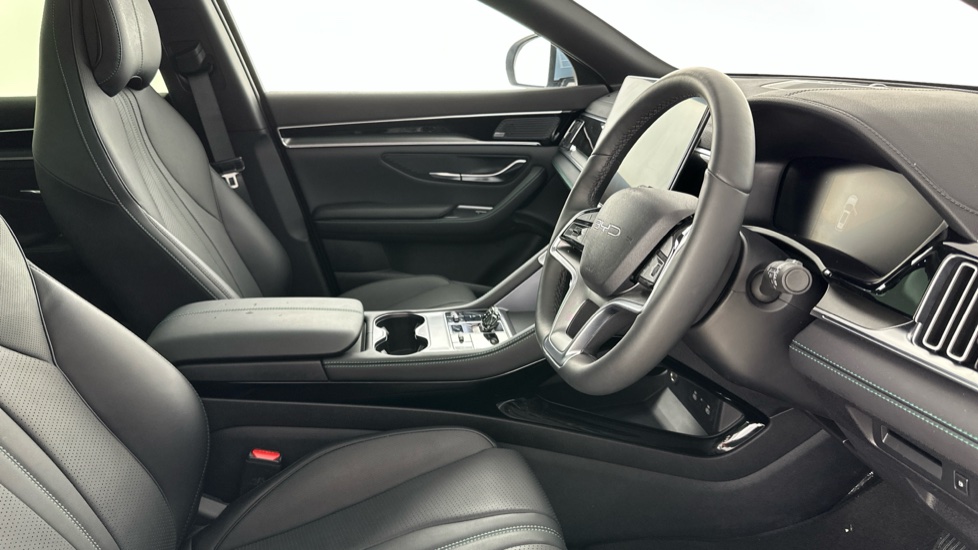 BYD Seal U 1.5 DM-i Boost 5dr Auto Estate - Image 11